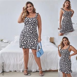 ✅ Plus Size Allover Floral Print Tied Open Back Dress